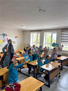 İlkokul Öğrencilerine İlkokul Çağında Sağlıklı Beslenme Eğitimi Verildi